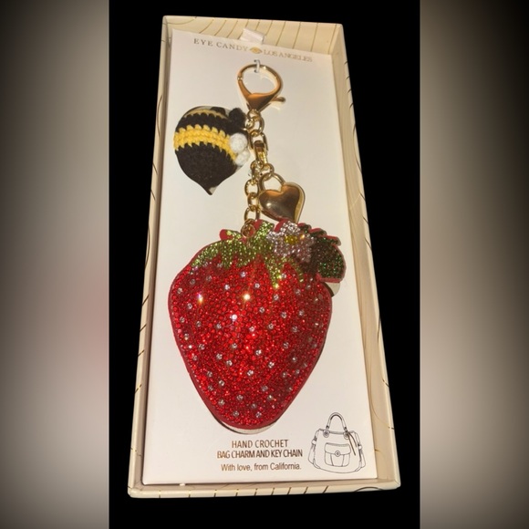 EYE CANDY LA Hand-Crocheted & Beaded Strawberry Bumblebee Keychain Bag Charm NWT - Picture 3 of 9